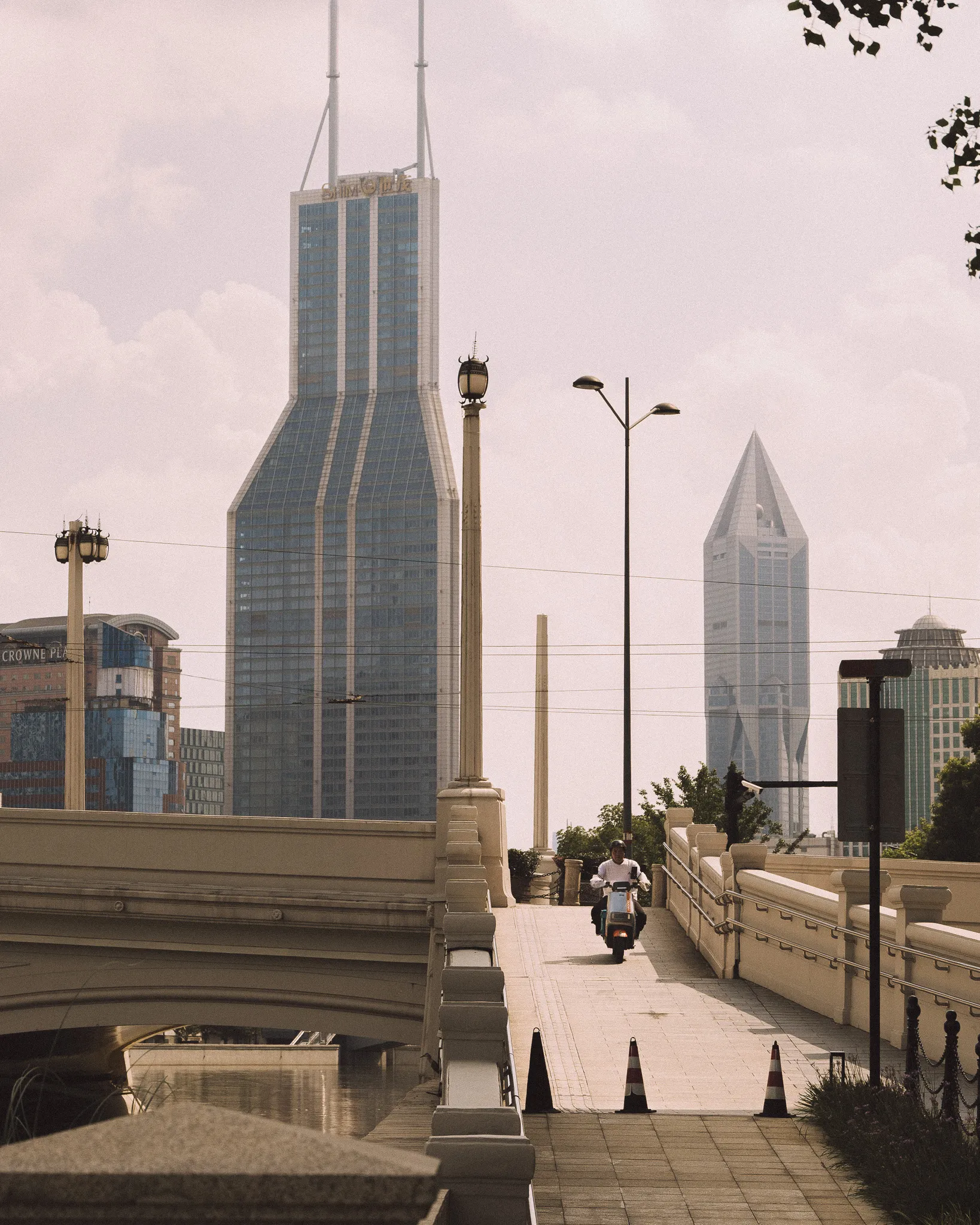 An image from the album: [Shanghai]