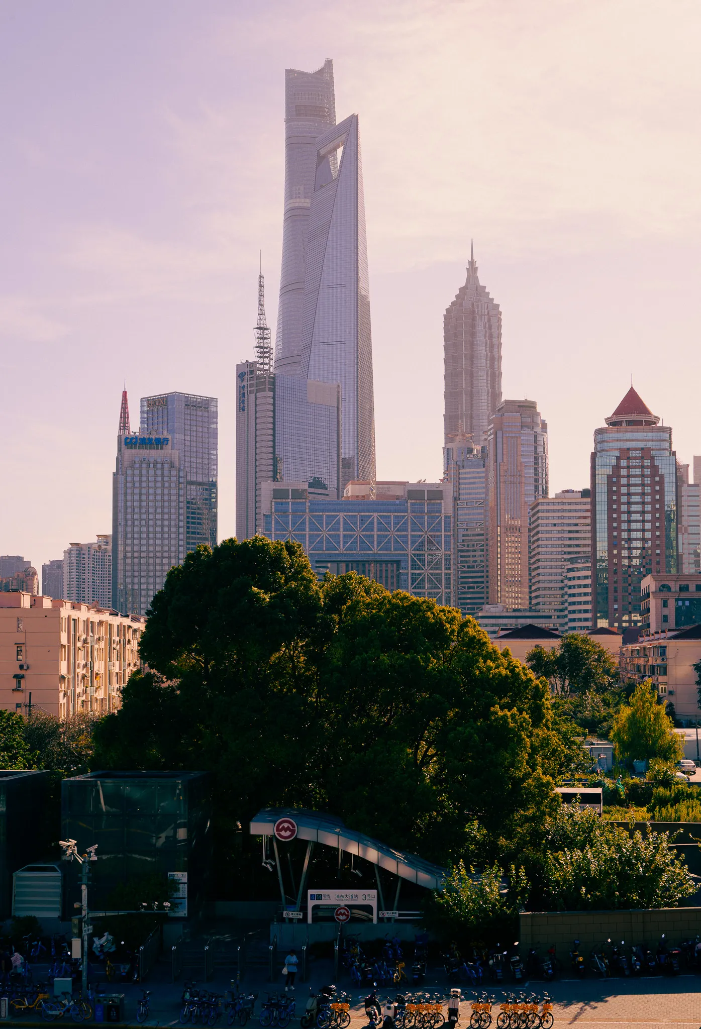 An image from the album: [Shanghai]